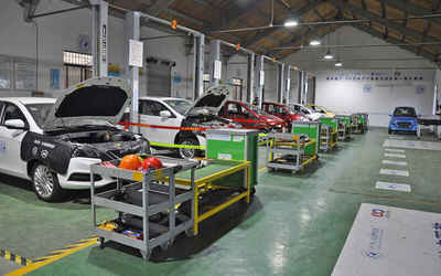 思看3D掃描儀 賦能5G+VR/AR數(shù)字職教，構(gòu)建汽修實訓新生態(tài)